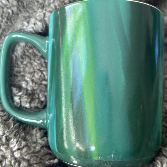 Starbucks limited edition 2022 Xmas mug- never used - Picture 2 of 5